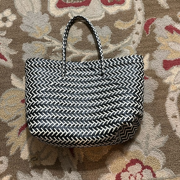 Anthropologie Handbags - Anthropologie Tote